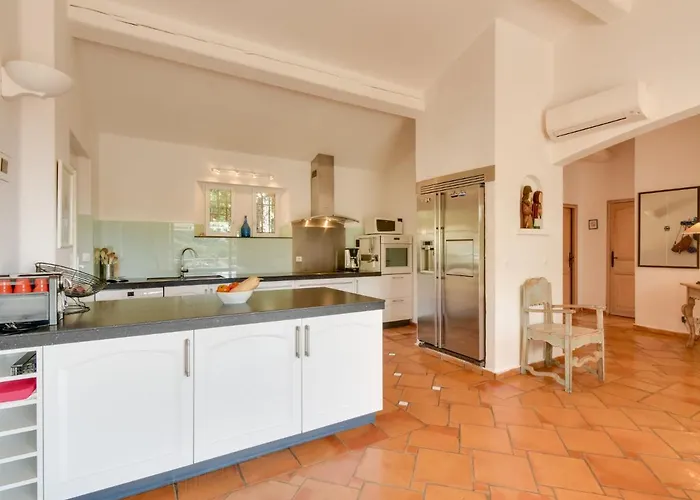 Le Petit Rouveau By Interhome Sainte-Maxime