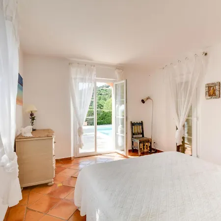 Le Petit Rouveau By Interhome